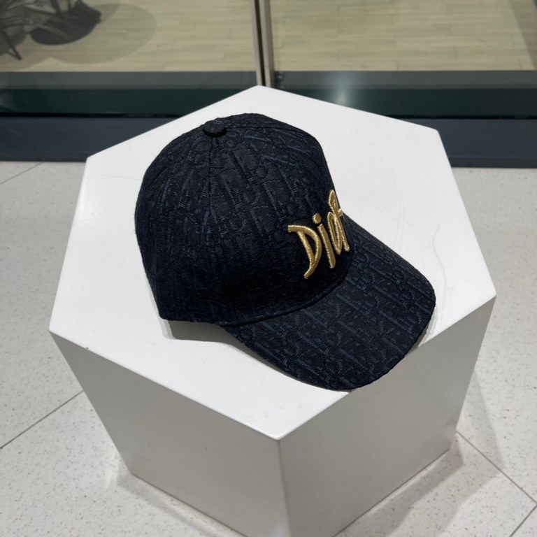 Dior Dior baseball cap   high version   simple atmosphere, sun protection, fashion both, versatile models