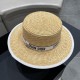 DIOR   Dior spring and summer new flat top straw hat   straw woven flat top sun shading straw hat is very breathable   beach wind, simple and generous, versatile single product ~ out of the street preferred, the new cap 