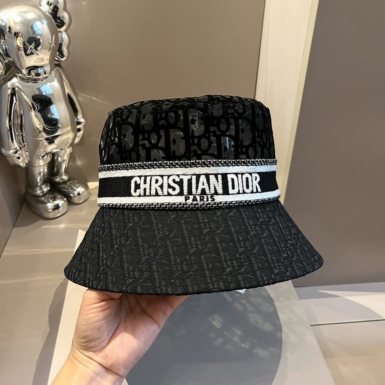 ￥Dior Dior SpringSummer Fisherman's hat, head circumference 57cm, unisex