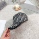 Dior (Dior) new original single baseball cap, Dior old flower, retro flavor, counter out of stock popular, 11 open mold ordering, the original canvas material   head layer cowhide, cotton lining, lightweight and breathab