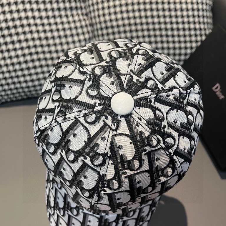 DiorWith box cloth bag, Dior (Dior) new original single baseball cap, Dior old flower, retro flavor, counter out-of-stock popular, 11 open mold customized, original canvas material   head layer cowhide, cotton lining, li