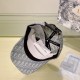 [DIOR Dior] new embroidered simple models of baseball caps, new shipments, big models are super good with, hurry to get!