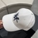 Dior Dior baseball cap beautifully Simple atmosphere  Fashionable and generous Low-profile luxury Sun protection, fashion both, hundred models Pro, hurry to get it You deserve it! Adjustable size!