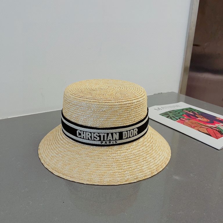 ￥. High versionDior Dior official model straw straw hat, high-density production, a super classy straw hat up ~ out of the street preferred! The hat is super beautiful and greasy color proper, lightweight and portable! F