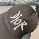 Dior baseball cap, Dior embroidery.With box cloth bag, Dior (Dior) new original single baseball cap, Dior embroidery, net red stars with the same models, 11 open mold customized, cotton fabric   head layer cowhide, cotto