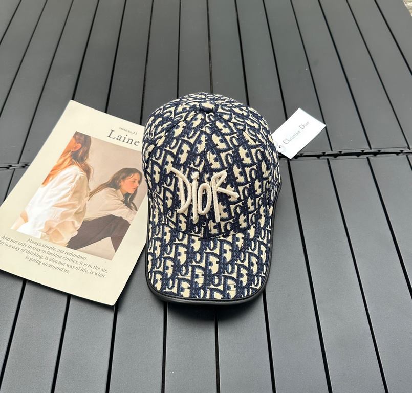 DIOR Dior EmbroideryThe official website synchronization new release Old flower D family baseball cap  , wash label hangtag complete, super hot!