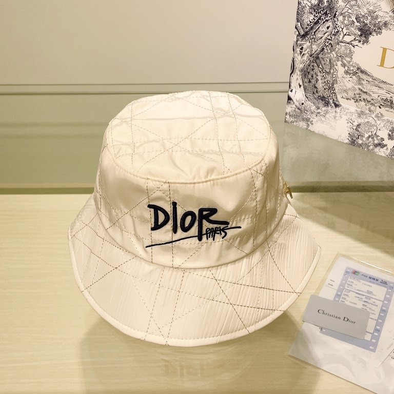 [DIOR Dior] new counter men's and women's models of sunshade fisherman's hat, big brand shipment, super convenient! Good ride! Out on the street must have