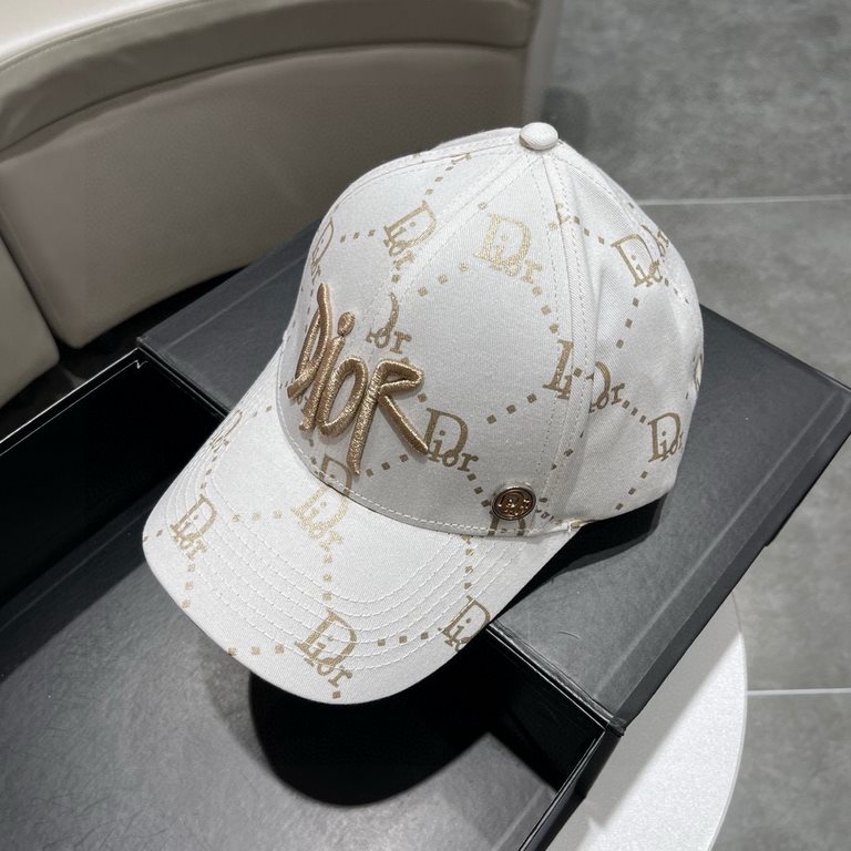 Dior Dior baseball cap   beautiful   simple atmosphere  fashionable and generous   low-profile luxury   sunscreen, fashionable both, versatile models     pro, hurry up to get it   you deserve to have! Adjustable size!