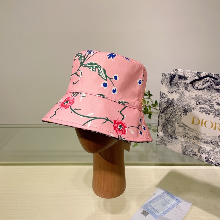 [DIOR Dior] new counter men's and women's models of sunshade fisherman's hat, big brand shipment, super convenient! Good ride! Out on the street must have