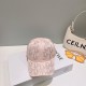 Dior Dior   high version of the shipment, full diamond logo baseball cap, a very classic classic, popular retro beauty, available in all seasons, out of the necessary, very show face small