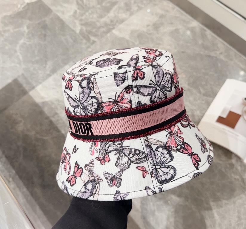 Dior Dior new original single fisherman's hat, exquisite pure also style is very feeling, cool and very stylish, counter out of stock popular, the quality is super!