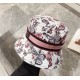 Dior Dior new original single fisherman's hat, exquisite pure also style is very feeling, cool and very stylish, counter out of stock popular, the quality is super!