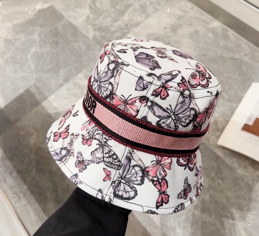 Dior Dior new original single fisherman's hat, exquisite pure also style is very feeling, cool and very stylish, counter out of stock popular, the quality is super!