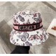 Dior Dior new original single fisherman's hat, exquisite pure also style is very feeling, cool and very stylish, counter out of stock popular, the quality is super!