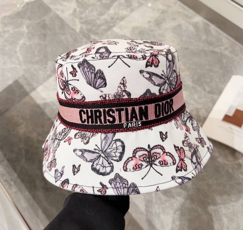 Dior Dior new original single fisherman's hat, exquisite pure also style is very feeling, cool and very stylish, counter out of stock popular, the quality is super!