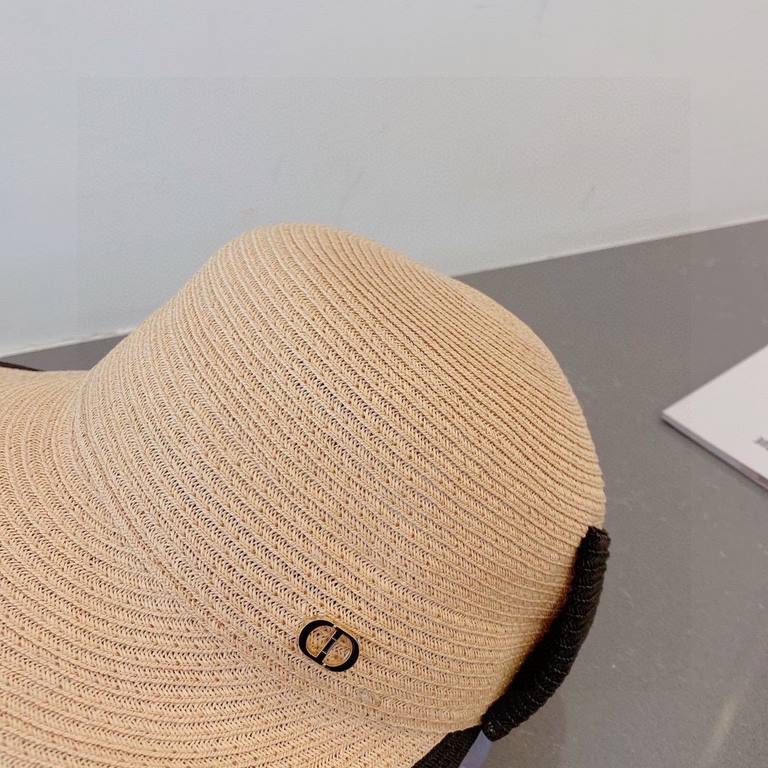 ￥Dior Dior Dior Duck Tongue Straw Hat, Sun Hat, Color Blocking Design, Head Circumference 57cm