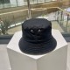 [DIOR Dior] new double-sided walk simple fisherman's hat, new shipments, big models super good with, hurry to get in!