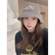 Dior Dior    official website of the latest double-sided full print Dior logo fisherman's hat, sunscreen index is super high, do not show the face is small, there is a type is not floppy, can be folded at will, easy to c