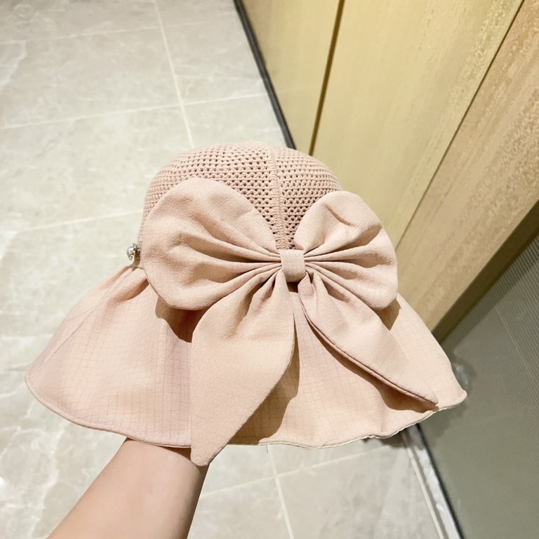 with dust bag [Dior Dior] 2023 spring and summer models of simple large-brimmed bow fisherman's hat, the big models are super good with the big brands, hurry to get it!