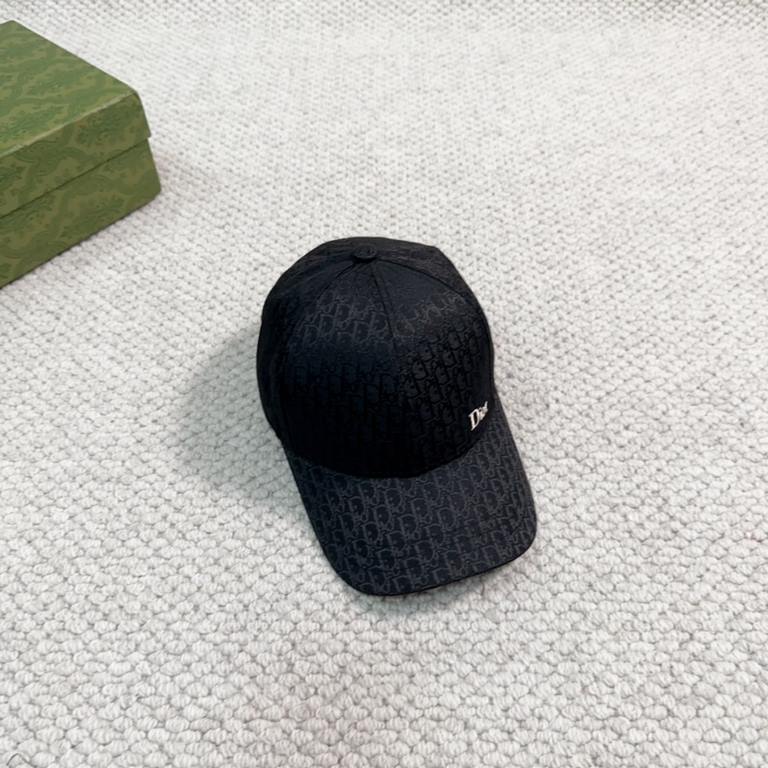 DIOR Dior EmbroideryThe official website synchronization new release old flower D family baseball cap  , wash label hangtag complete, super hot!