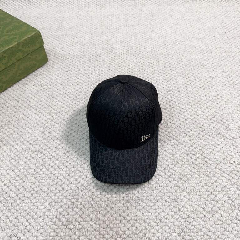 DIOR Dior EmbroideryThe official website synchronization new release old flower D family baseball cap  , wash label hangtag complete, super hot!