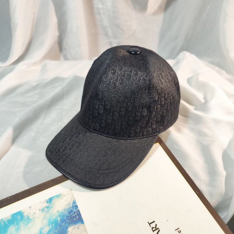 Dior (Dior) new original single baseball cap, Dior old flower, retro flavor, counter out of stock popular, 11 open mold ordering, the original canvas material   head layer cowhide, cotton lining, lightweight and breathab