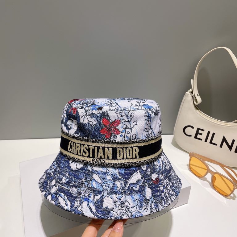 The original single quality [Dior DIOR] official website synchronization on-line flower Korean version of the new models of heavy custom models 11 original single quality men and women universal fisherman hat Mian Ma geo