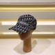 [DIOR Dior] new embroidered simple models of baseball caps, new shipments, big models are super good with, hurry to get!