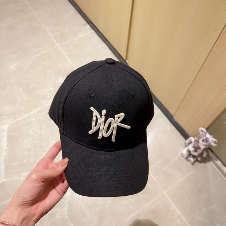 with dust bag [DIOR Dior] 2023 new embroidery simple paragraph baseball cap, new shipments, big models super good with, hurry to get!