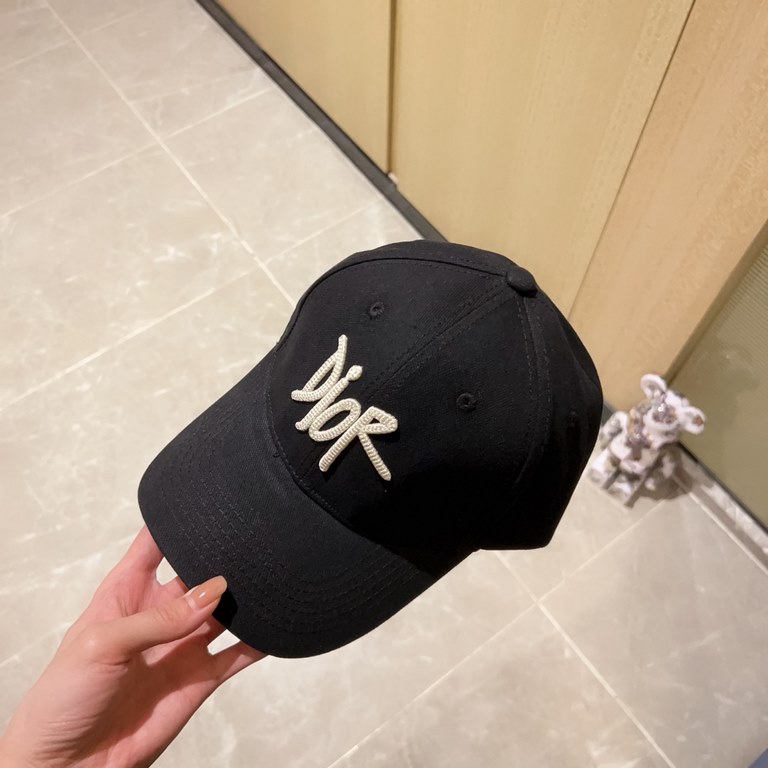 with dust bag [DIOR Dior] 2023 new embroidery simple paragraph baseball cap, new shipments, big models super good with, hurry to get!