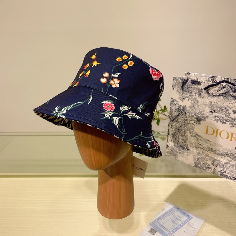 [DIOR Dior] new counter men's and women's models of sunshade fisherman's hat, big brand shipment, super convenient! Good ride! Out on the street must have