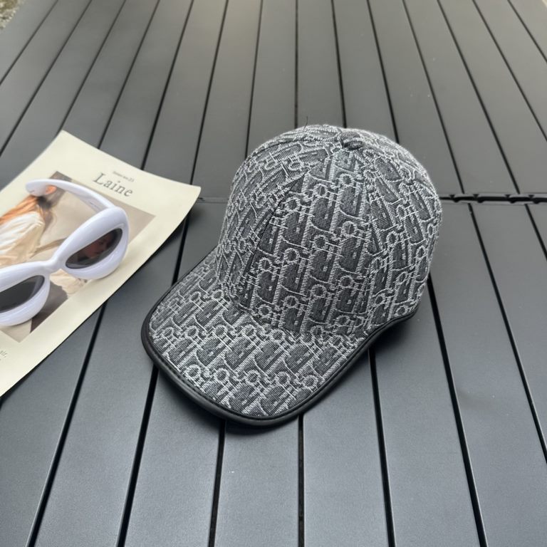 Dior Dior baseball cap   beautiful   simple atmosphere  fashionable and generous   low-profile luxury   sunscreen, fashionable both, versatile models     pro, hurry up and get it   you deserve to have! Adjustable size!