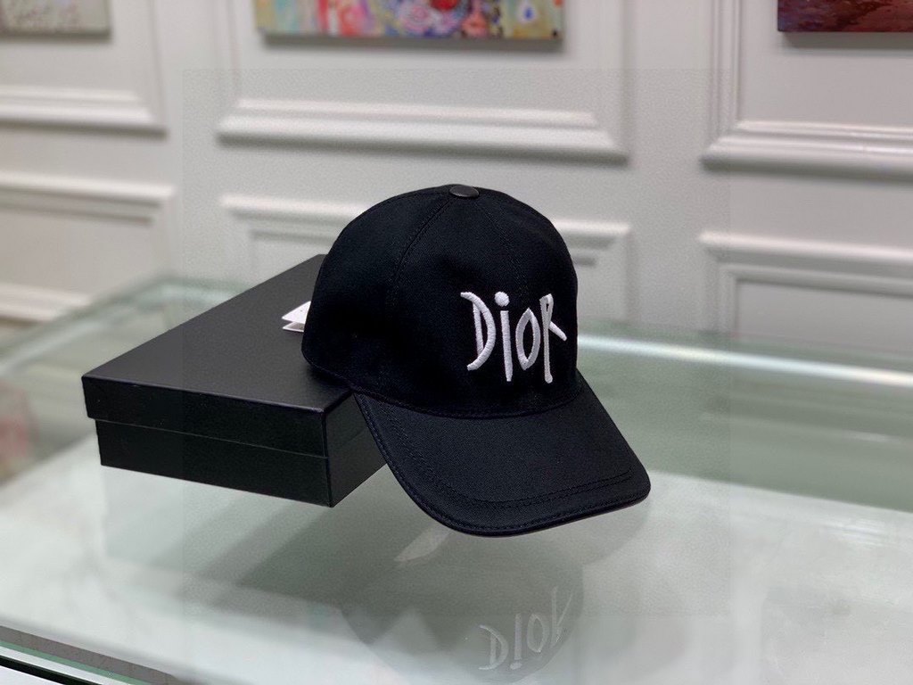 With box cloth bag, Dior (Dior) new original single baseball cap, Dior embroidery, net red stars with the same models, 11 open mold customized, cotton fabric   head layer cowhide, cotton lining, lightweight and breathabl