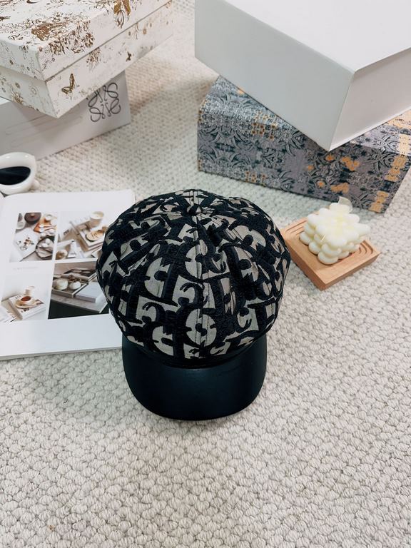 Dior Dior fall and winter new painter's hat, pumpkin octagonal hat, fashion blogger must-have single product head circumference 57cm