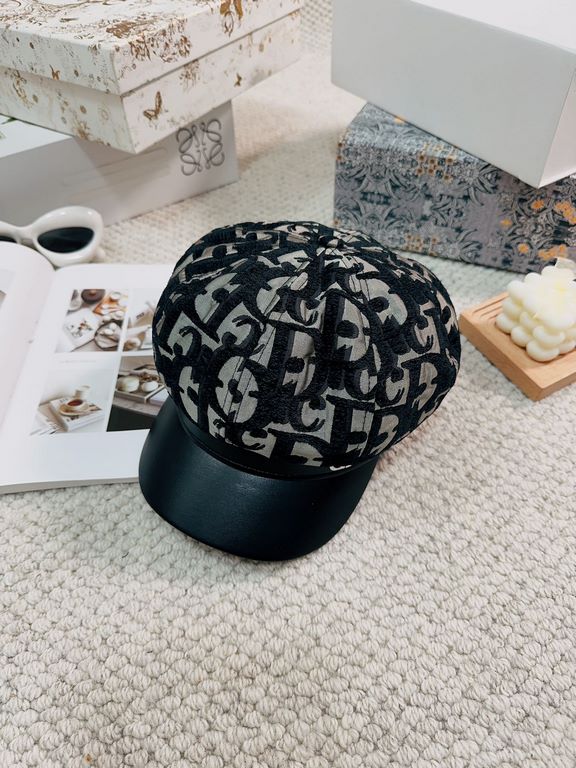 Dior Dior fall and winter new painter's hat, pumpkin octagonal hat, fashion blogger must-have single product head circumference 57cm