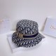 Dior Dior new old flower letters webbing fisherman's hatUltra-famous, deepening the cap more temperament, this season's explosive models!Material 100% cottonHead circumference 57cm