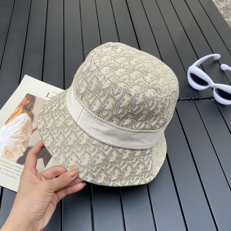 Dior (Dior) new original single fisherman's hat, exquisite pure also grunge very feeling, very cool and very stylish, counter out of stock popular, the quality is super!