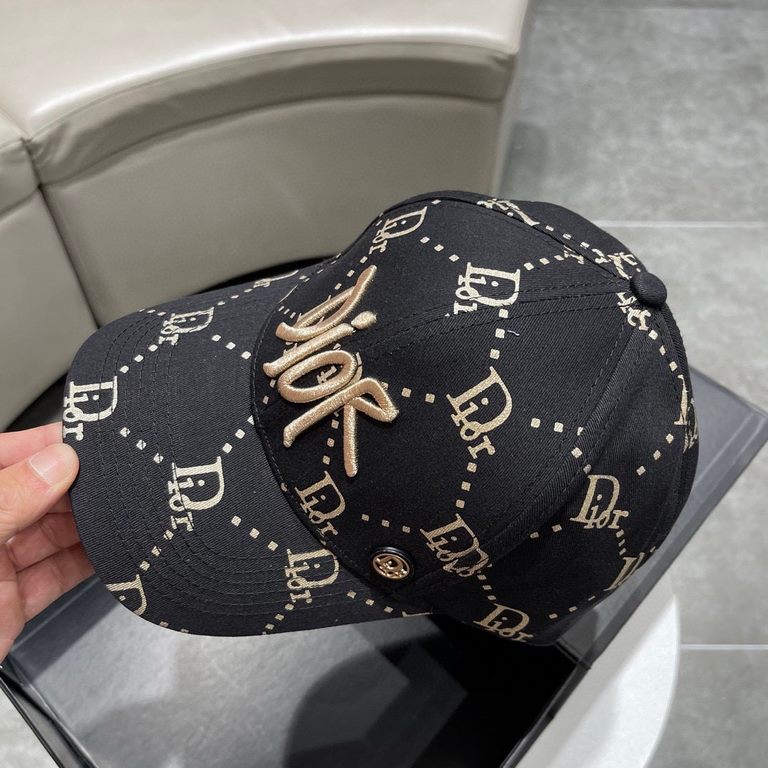 Dior Dior baseball cap   beautiful   simple atmosphere  fashionable and generous   low-profile luxury   sunscreen, fashionable both, versatile models     pro, hurry up to get it   you deserve to have! Adjustable size!