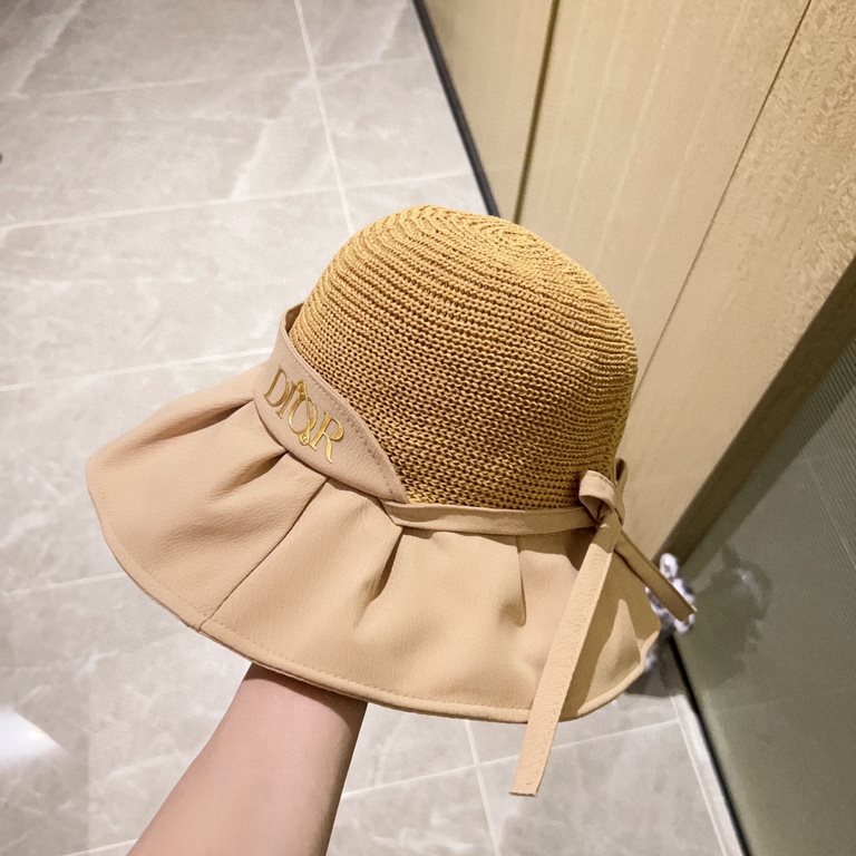 with dust bag [Dior Dior] 2023 spring and summer models of simple splicing slanting fisherman's hat, the big models are super good with the big brands, hurry to get it!