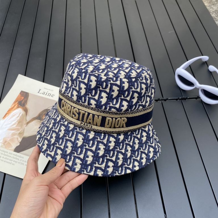 Dior (Dior) new original single fisherman's hat, exquisite pure also grunge very feeling, very cool and very stylish, counter out of stock popular, the quality is super!