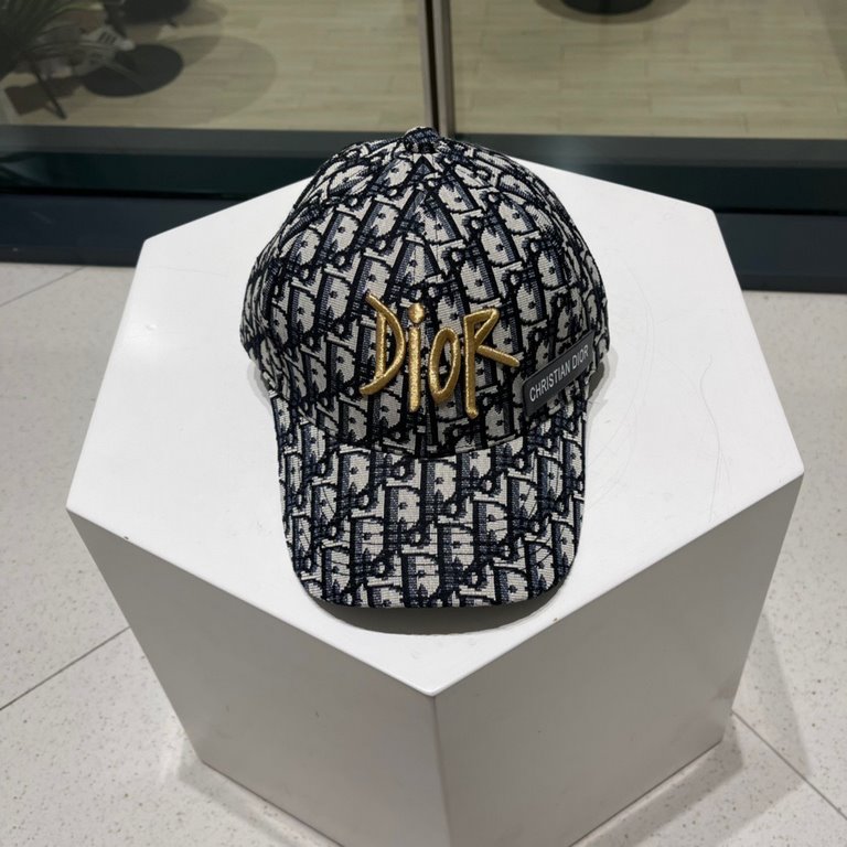 Dior Dior baseball cap   high version   simple atmosphere, sun protection, fashion both, versatile models