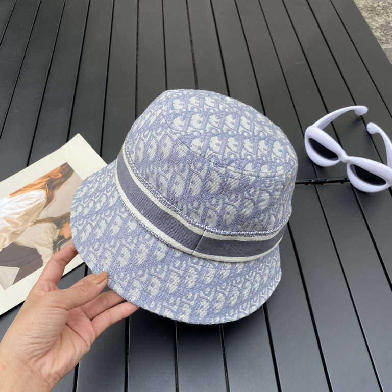 Dior (Dior) new original single fisherman's hat, exquisite pure also grunge very feeling, very cool and very stylish, counter out of stock popular, the quality is super!