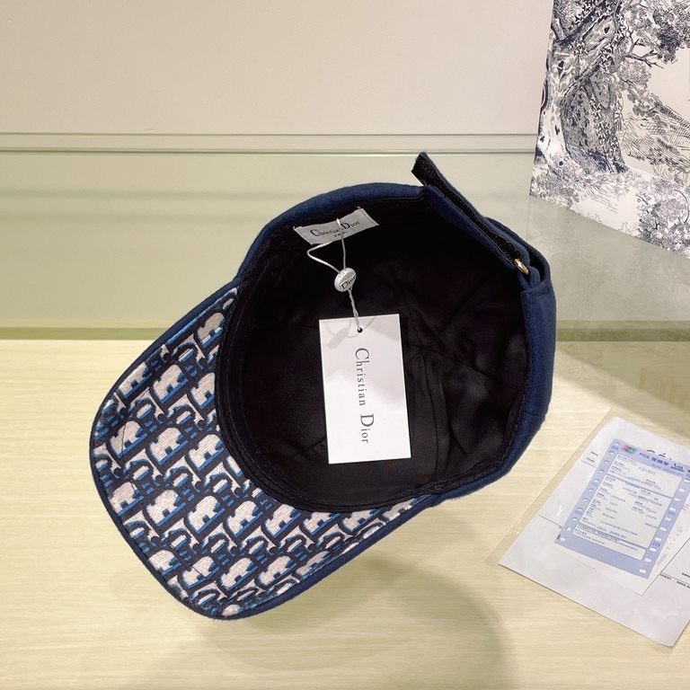 Dior Dior   fall and winter new embroidered letters logo baseball cap, awesome quality, deepen the cap more temperament, this season's explosive models