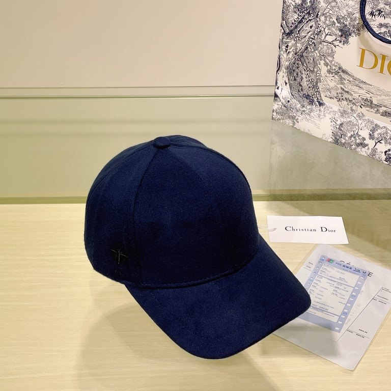 Dior Dior   fall and winter new embroidered letters logo baseball cap, awesome quality, deepen the cap more temperament, this season's explosive models