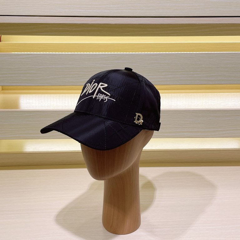 [DIOR Dior] new counter men's and women's sun shading baseball cap   Big brand shipment, super convenient! Good ride! Out on the street must have