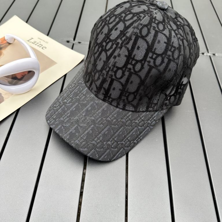 Dior Dior, Spring 2023 New Fisherman's Hat Trendy, high end workmanship! Very good match! Superb quality!