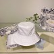 Dior Dior    official website of the latest double-sided full print Dior logo fisherman's hat, sunscreen index is super high, especially show a small face, shaped not floppy, can be folded at will, easy to carry