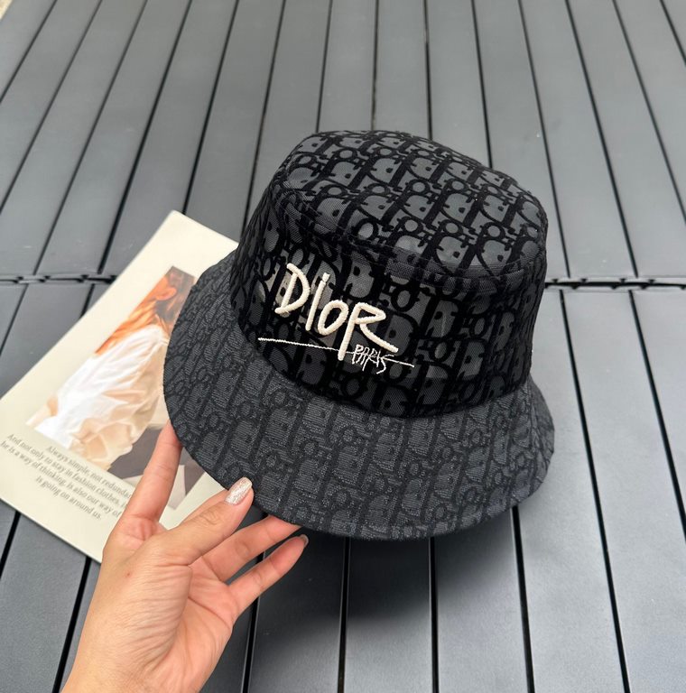 Dior DIOR2021 spring and summer new LOGO fisherman's hat is very temperamental!Pure handmade Arts and crafts Fan, with the effect of soft and comfortable, super thin!