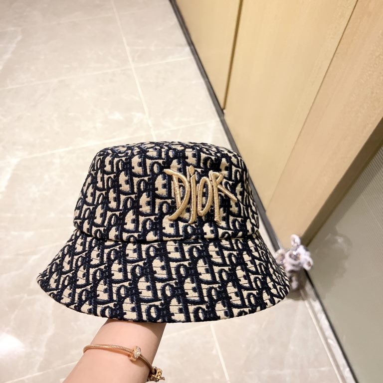 with dust bag [DIOR Dior] 2023 summer new counter men and women's models visor hat hollow cap, the big name shipping, super convenient! Good ride! Out on the street must have