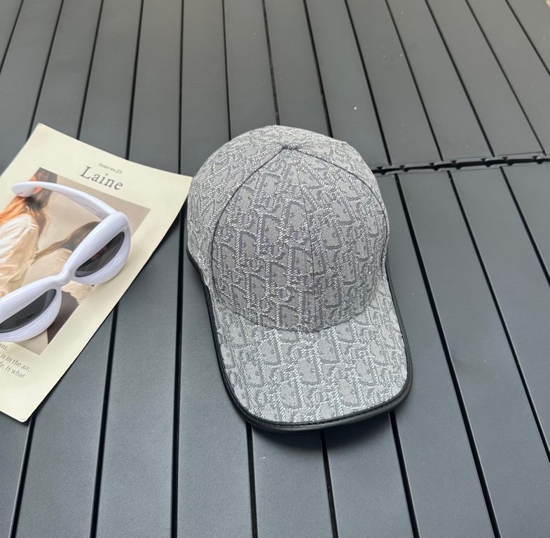 Dior Dior baseball cap   beautiful   simple atmosphere  fashionable and generous   low-profile luxury   sunscreen, fashionable both, versatile models     pro, hurry up and get it   you deserve to have! Adjustable size!